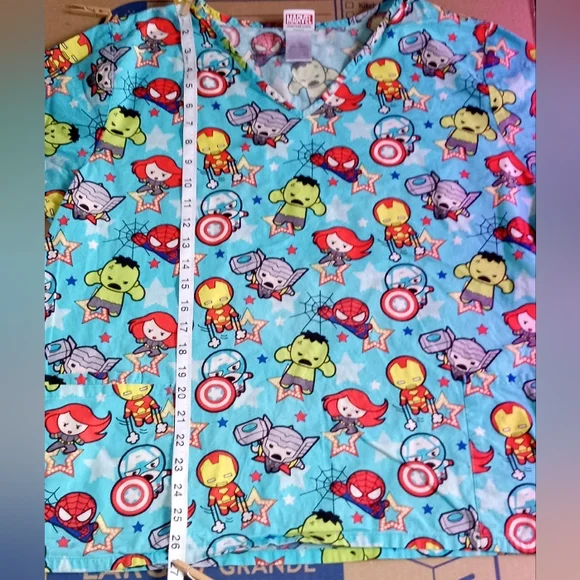 Marvel Plus Scrub Top 2x Iron Man Thor Spiderman Hulk Superhero Comic Book Shirt - Picture 3 of 8